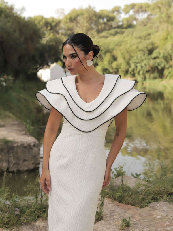 Comprar vestido blanco elegante con volantes para mujer online