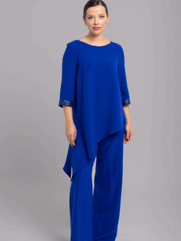 Conjunto ALBORAN azul de CAPAMI (Colección AW26)