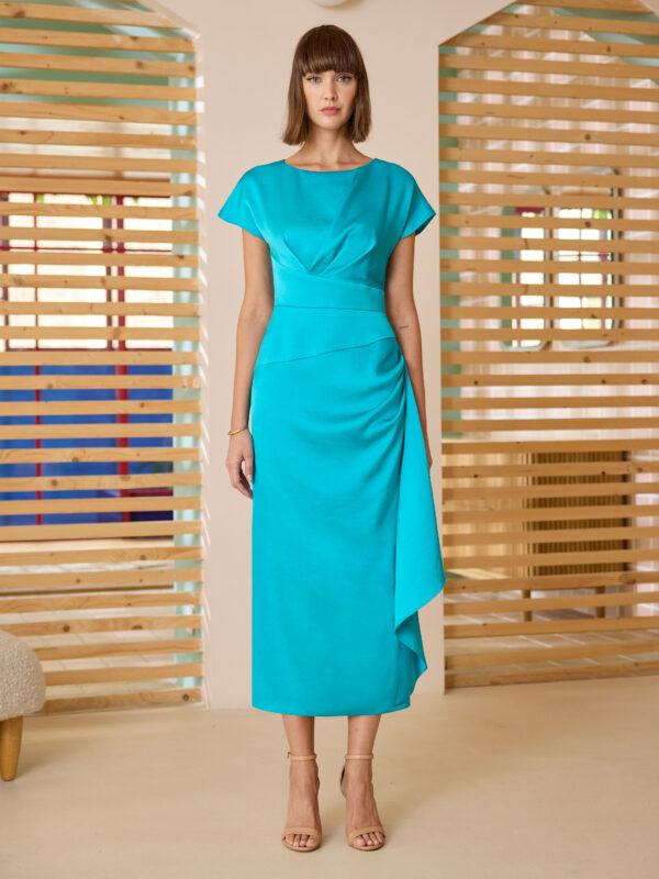 Vestido midi pliegues CARLA RUIZ color coral (Primavera-Verano26)